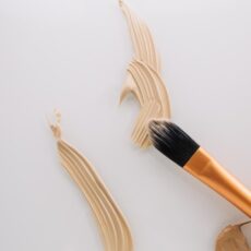Cum să alegi nuanţa de concealer potrivită de pe net