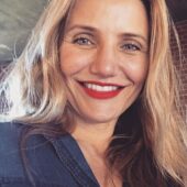 Celebre şi mame atrăgătoare chiar şi după 40
