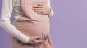 Dr. Mirela Zivari: Cum se hrănește o femeie însărcinată. Predicții pentru mamă și copil