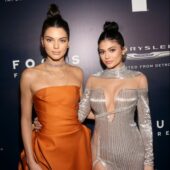 Probleme mari de imagine pentru Kylie şi Kendall Jenner