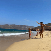 Alina Puşcaş, trei copii în trei vacanțe de vis