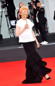 Cele mai apreciate ţinute de la Festivalul de Film de la Veneţia 2020