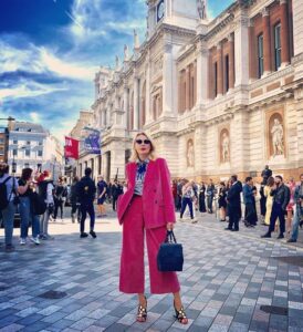 Carmen Negoiţă şi Dana Săvuică, două fashion icon-uri la London Fashion Week