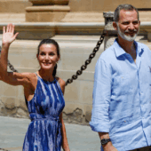 Regina Spaniei se îmbracă de la Zara