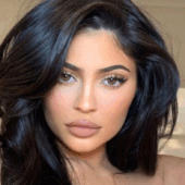 Kylie Jenner recomandă loțiunea-minune creată de un român