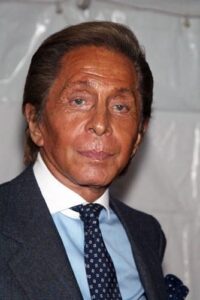 Valentino, peste 1,5 miliarde de dolari, din modă