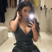 Kim Kardashian își va “îngheța” conturile de Facebook și de Instagram