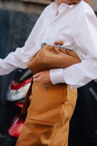 Moda de toamnă: maro este noul negru