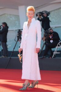 Cele mai apreciate ţinute de la Festivalul de Film de la Veneţia 2020