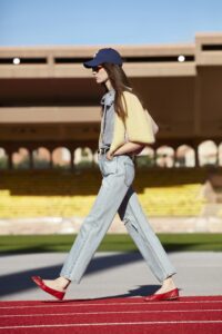 Celine – catwalk pe terenul de atletism