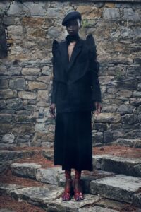 Prezentare gotică marca Maison Margiela
