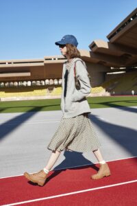Celine – catwalk pe terenul de atletism