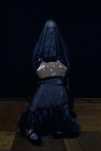 Prezentare gotică marca Maison Margiela