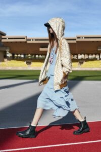 Celine – catwalk pe terenul de atletism