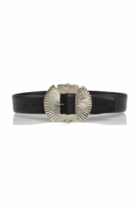 Curele în stil western, un accesoriu esențial