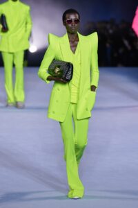 Show psihedelic marca Balmain