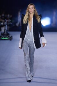 Show psihedelic marca Balmain