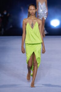 Show psihedelic marca Balmain