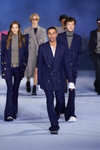 Show psihedelic marca Balmain