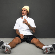 Bieber are propriul model de papuci Crocs