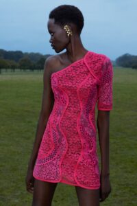 Stella McCartney – propuneri de ţinute pentru primăvara lui 2021