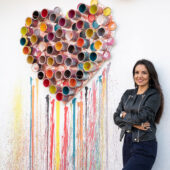 Cristina Joia – “cocoşată” şapte ore pentru a machia 40 de oameni