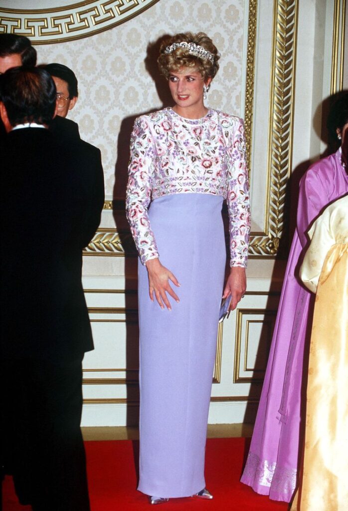 O cronologie a celor mai bune look-uri ale prințesei Diana