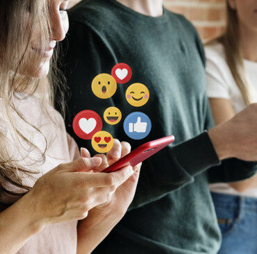 Semne că ești dependentă de social media