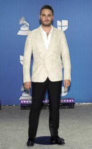 Latin Grammy Awards 2020 – Ținutele de pe covorul… gri
