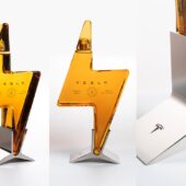Elon Musk are propria tequila – Tesla