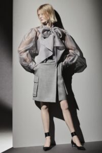 Givenchy, Max Mara și Moschino – colecții pentru toamna viitoare