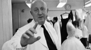 Christian Dior – 4 tipuri de femei pe care le considera nefeminine