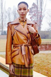 Colecția de toamnă Alberta Ferretti