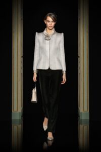 Armani Prive și Viktor & Rolf prezentări haute couture