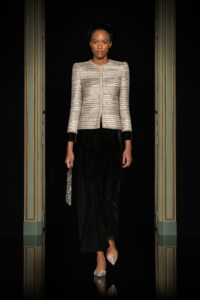 Armani Prive și Viktor & Rolf prezentări haute couture