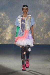 Armani Prive și Viktor & Rolf prezentări haute couture