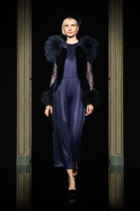 Armani Prive și Viktor & Rolf prezentări haute couture