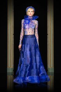 Armani Prive și Viktor & Rolf prezentări haute couture