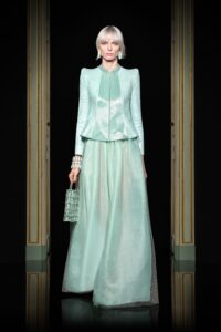 Armani Prive și Viktor & Rolf prezentări haute couture