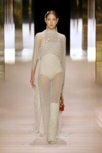 Cele mai bune look-uri din colecțiile Couture din primăvara anului 2021