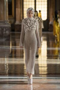 Cele mai bune look-uri din colecțiile Couture din primăvara anului 2021