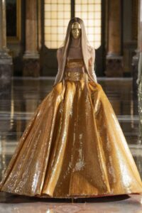 Cele mai bune look-uri din colecțiile Couture din primăvara anului 2021