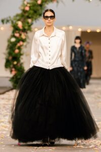 Cele mai bune look-uri din colecțiile Couture din primăvara anului 2021