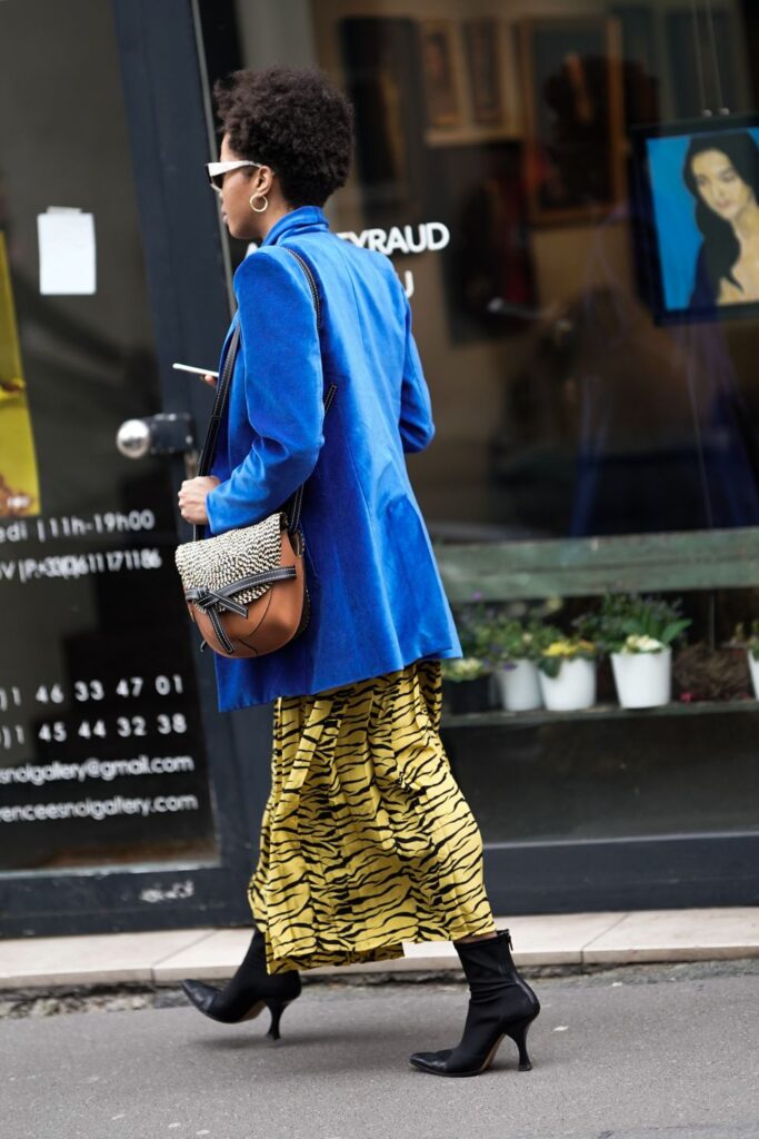 Ținute cu botine negre pentru a-ți inspira următorul look