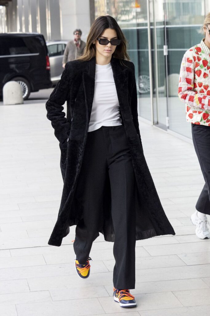 Ghid fashion: cum să creezi un look minimalist