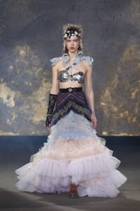Cele mai bune look-uri din colecțiile Couture din primăvara anului 2021