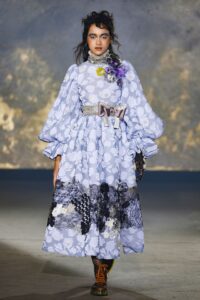 Cele mai bune look-uri din colecțiile Couture din primăvara anului 2021