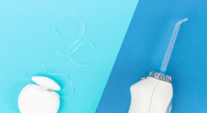 aţa dentară sau irigator bucal