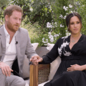 Meghan Markle, acuzaţii la adresa Casei Regale şi rochia cu mesaj ascuns