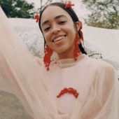 H&M a lansat colecția cu Simone Rocha